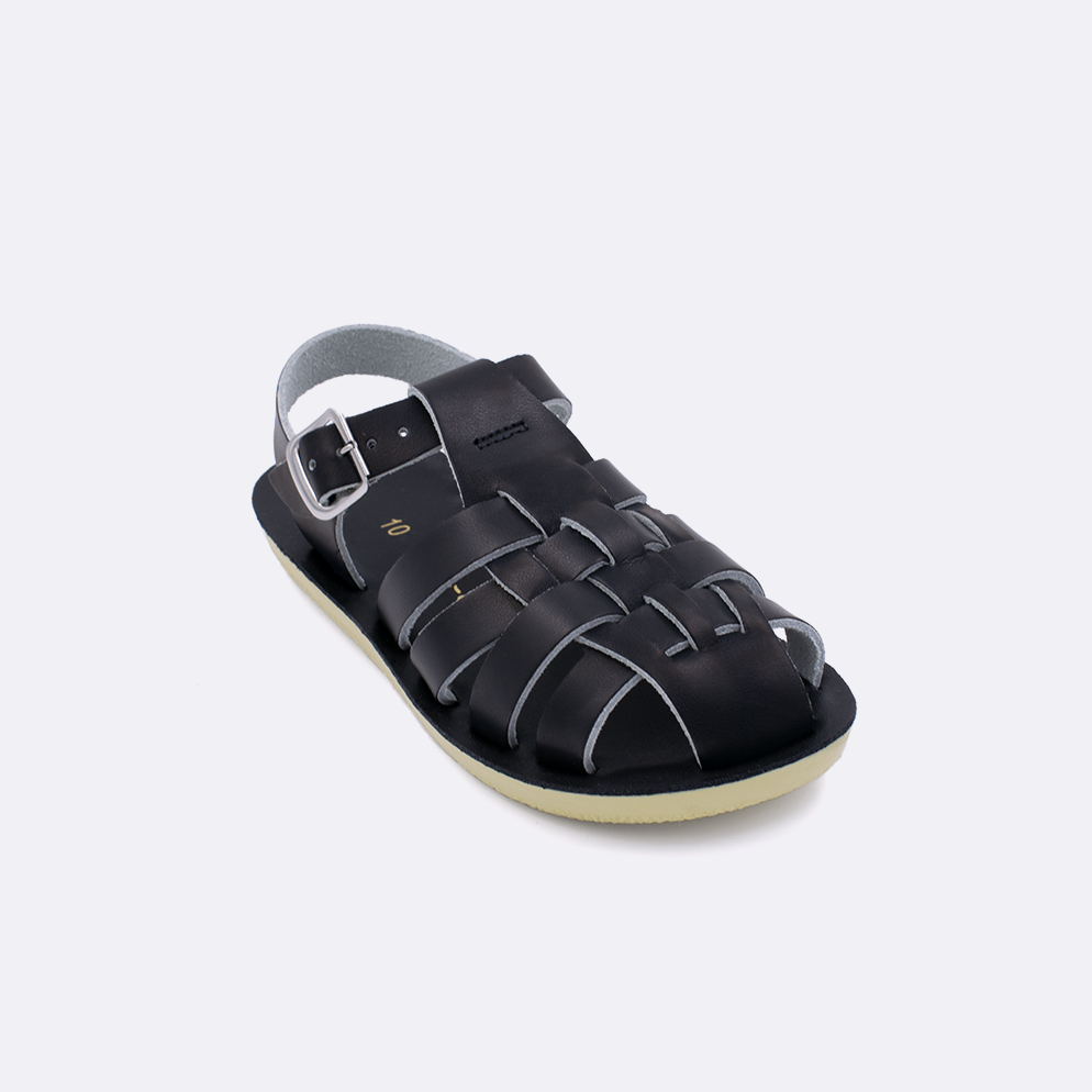 One little kid sized 4200 Sailor style sandal with black straps and a black insole. Facing left to right diagonally.