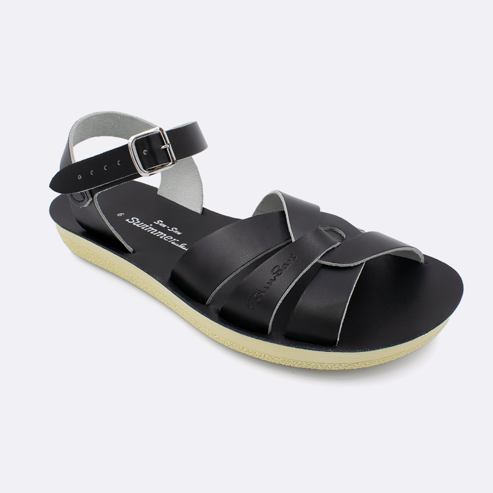 One women's sized 8000 Swimmer style sandal with black straps and a black insole. Facing left to right diagonally.