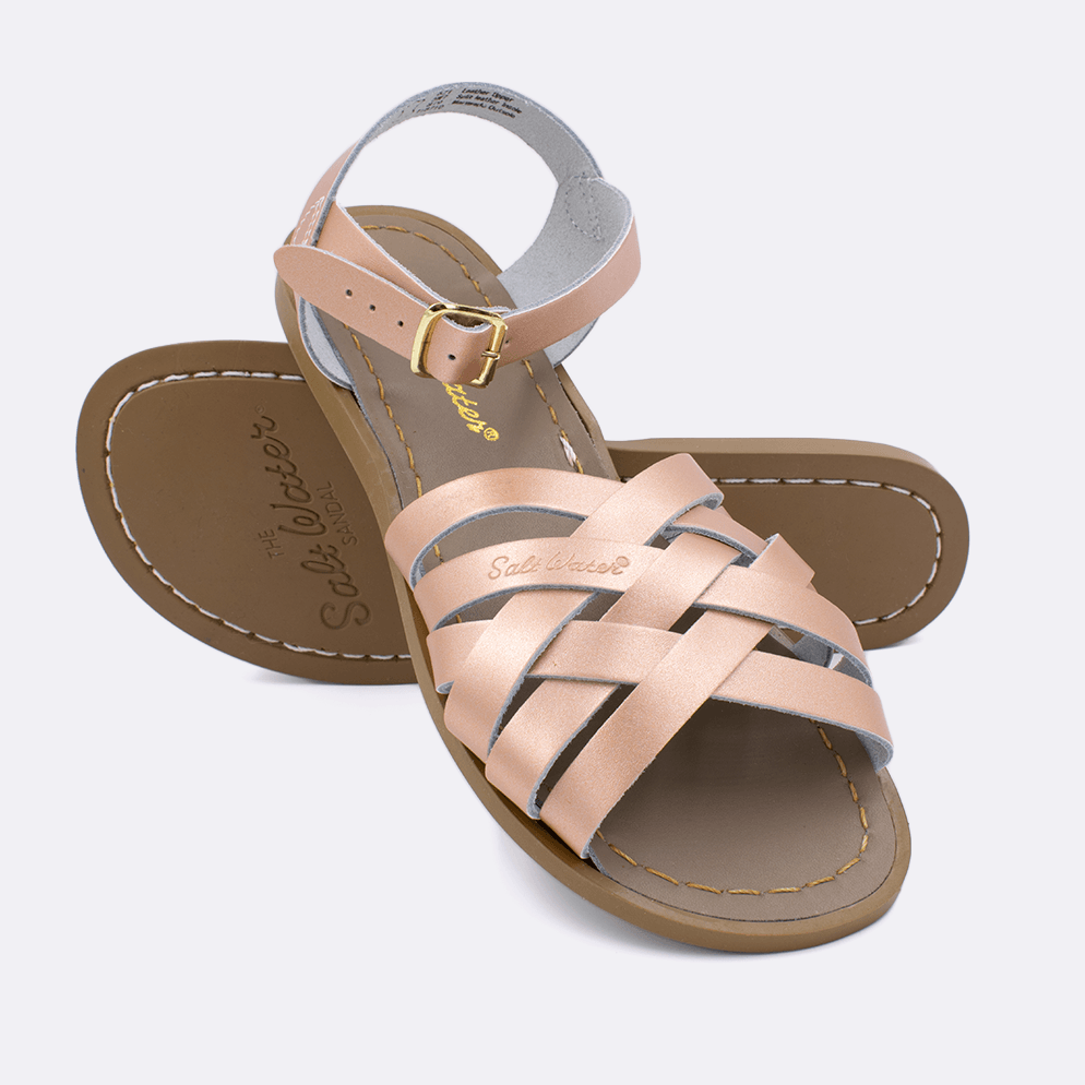 Saltwater sandals deals 37
