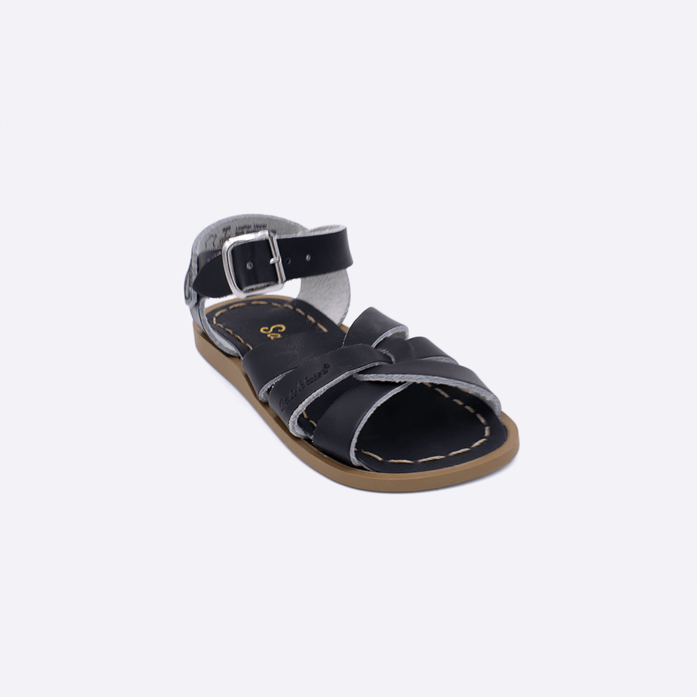 One toddler sized 800 Original style sandal with black straps and a black insole. Facing left to right diagonally. 