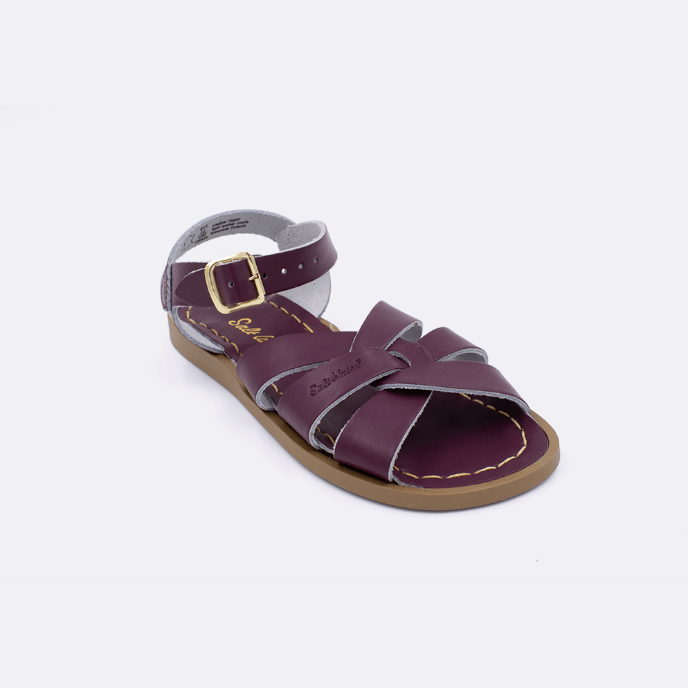 One  claret little kid sized 800 Original style sandal. Facing left to right diagonally. 