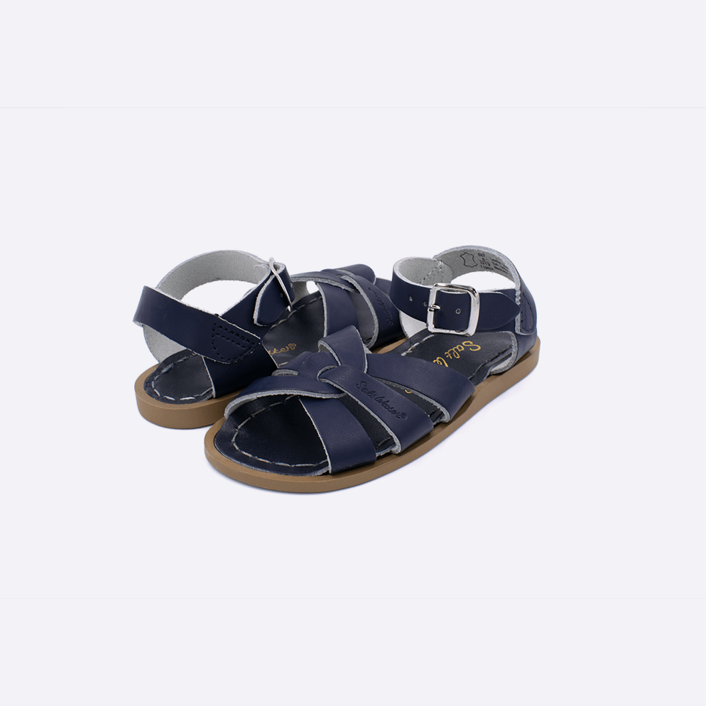 Two toddler sized 800 Original style sandals with navy straps and navy insoles. Both pushed together facing the camera diagonally.