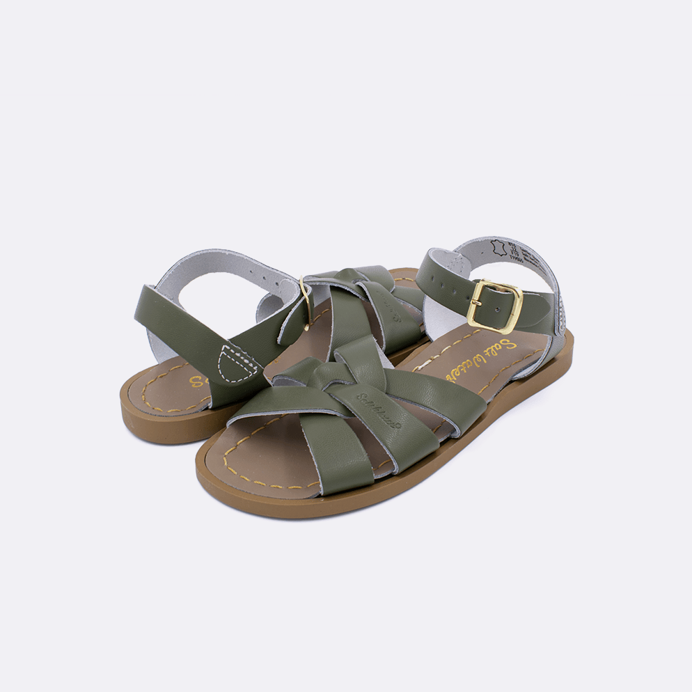 Two olive little kid sized 800 Original style sandal. Both pushed together facing the camera diagonally.