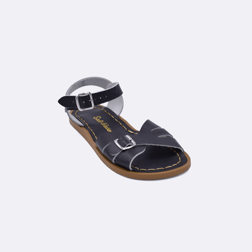 One 900 Classic style sandal color black. Facing left to right diagonally. 	Little Kid Size.