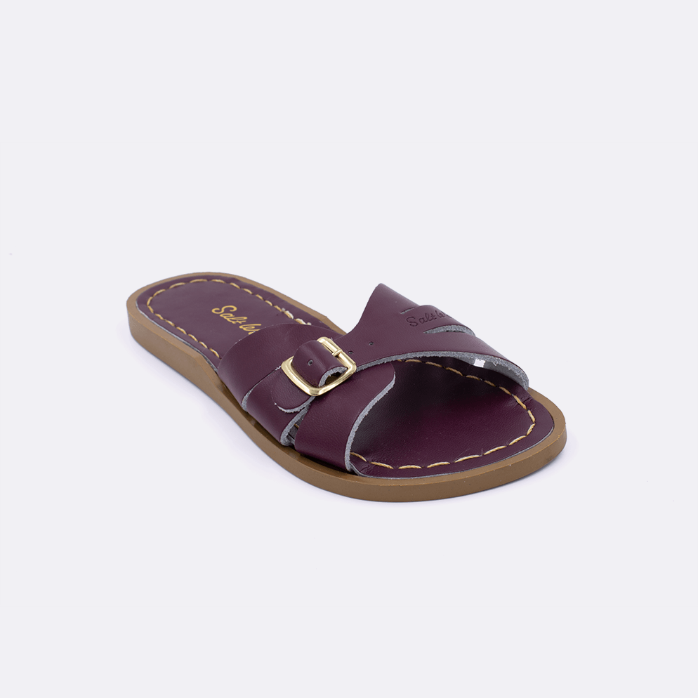 One 9900 Classic Slide style sandal color claret. Facing left to right diagonally. 	Little Kid Size.