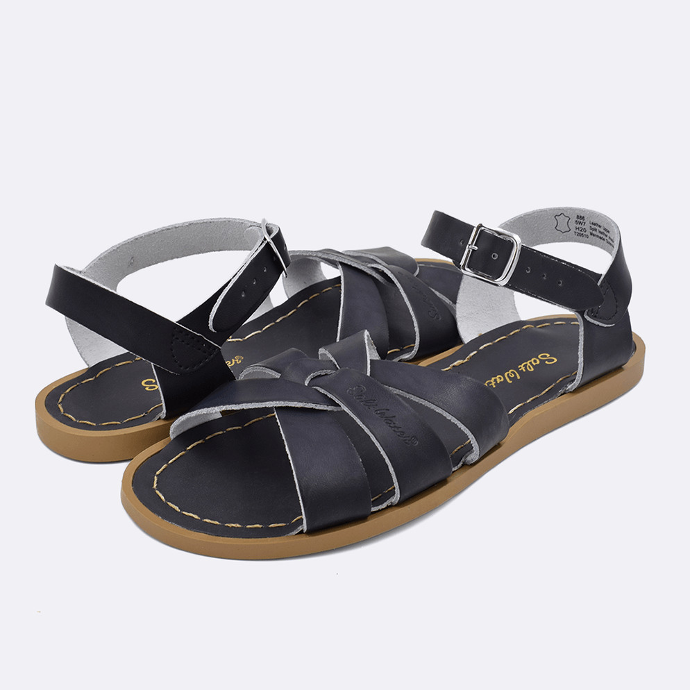 Two 800 Original style sandal color black. Both pushed together facing the camera diagonally.	Adult Size.